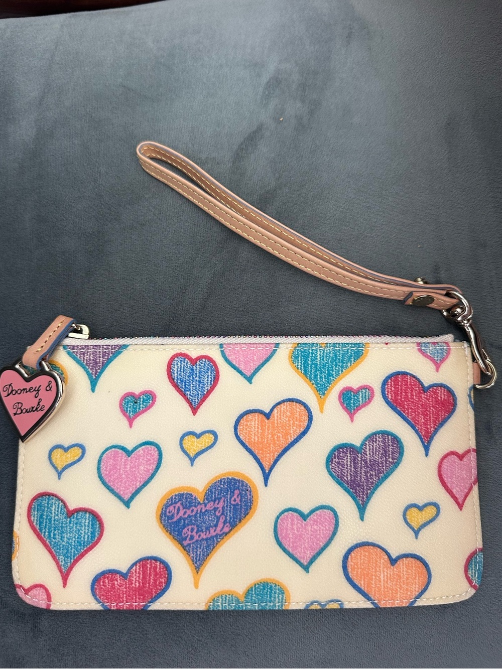 Vintage Dooney & Bourke pouchette